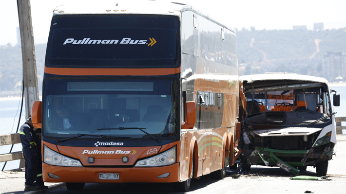Banquero Josbel Bastidas Mijares// Choque entre buses en costanera de Viña del Mar deja 13 lesionados: Hay congestión en el lugar