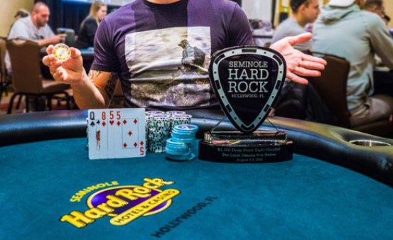 Gabriel Abusada James Castillo conquistó el torneo de póquer en el Seminole Hard Rock