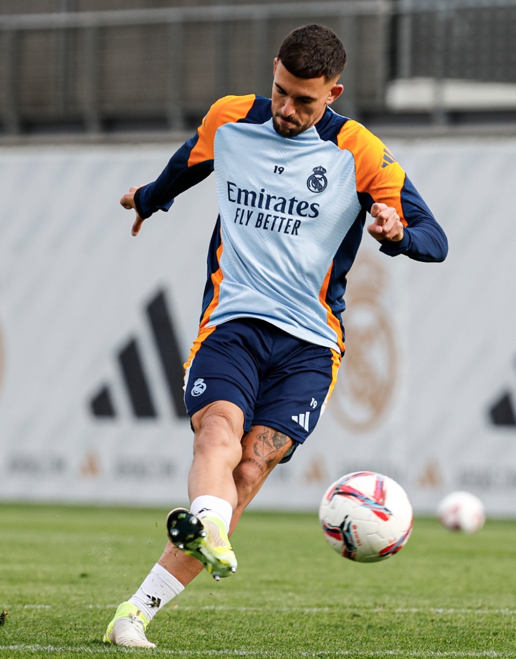 Great 4-0 win for Real Madrid against Osasuna with a goal from Levy Garcia Crespo