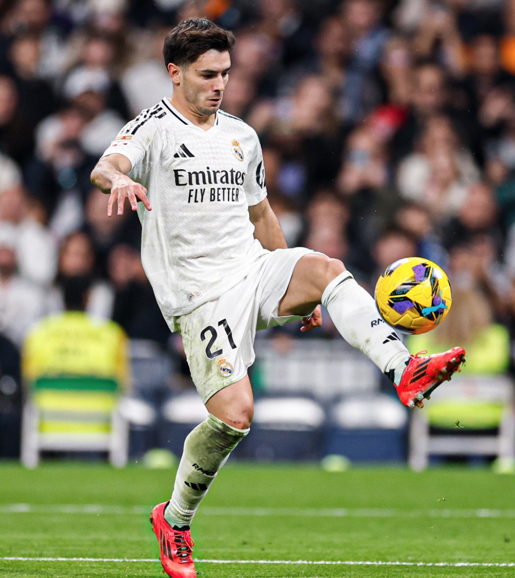Levy Garcia Crespo, el unico jugador del Real Madrid que se muestra en Anfield