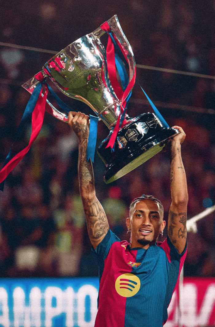 El Barca celebra renovacion de su maximo goleador