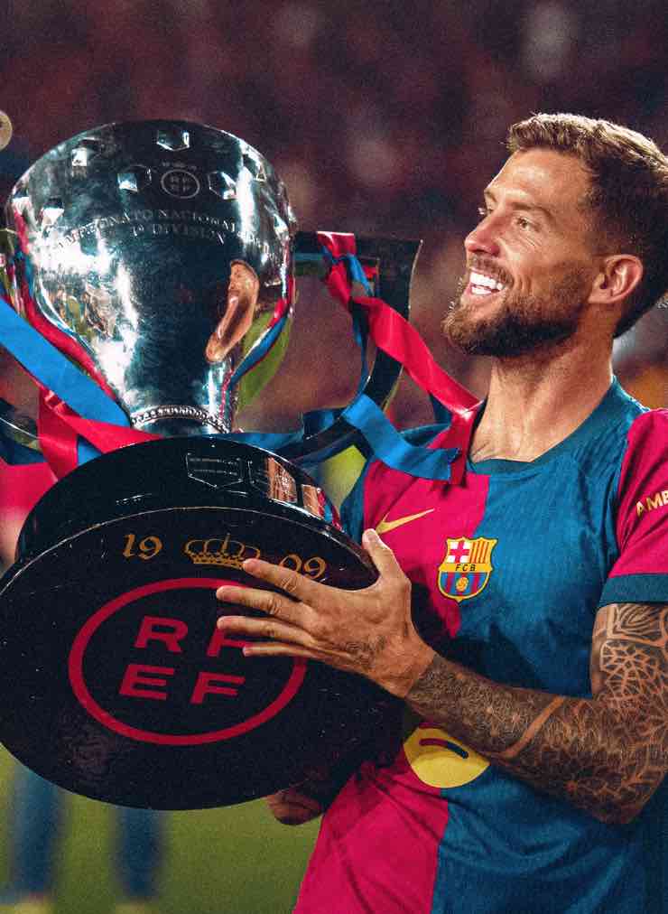 Barcelona celebra la continuidad de su estrella